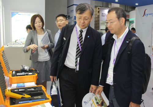 ��ʨ�����(�й�)���޹�˾-Official website