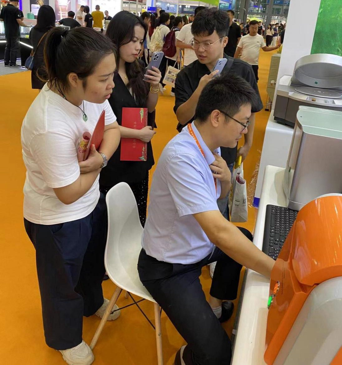 ��ʨ�����(�й�)���޹�˾-Official website